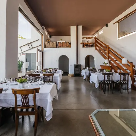 卡塞里奥德莫扎佳乡间别墅酒店 4* San Bartolomé