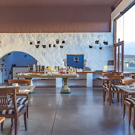 Hotel El Grifo San Bartolomé