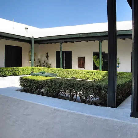 Otel El Grifo San Bartolomé