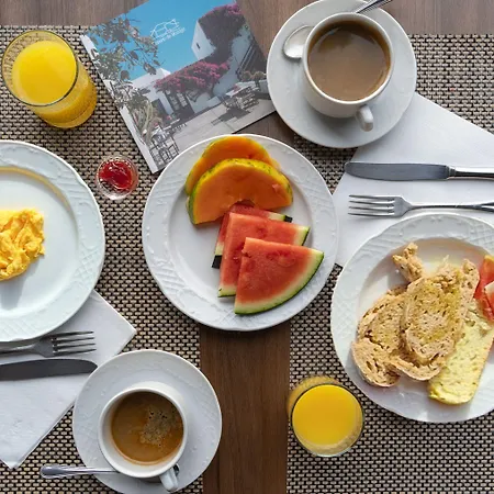 Otel El Grifo San Bartolomé